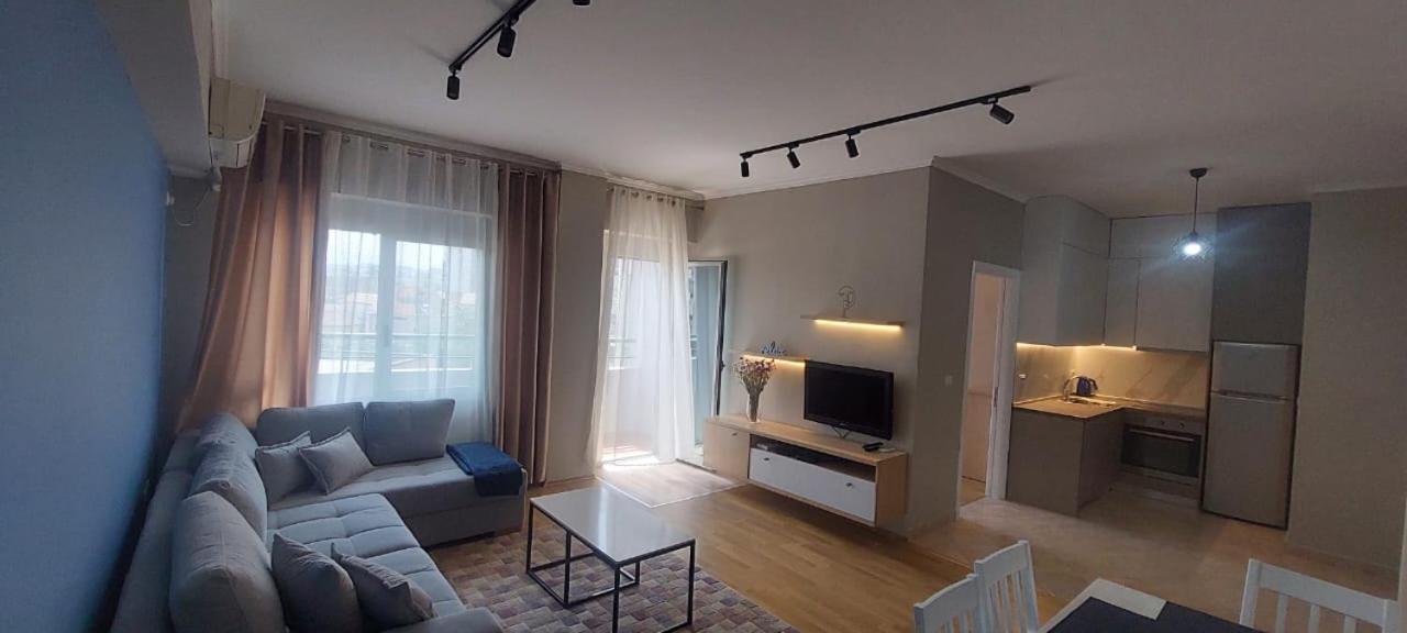 Lu-Er Tirana Center Apartment Zewnętrze zdjęcie